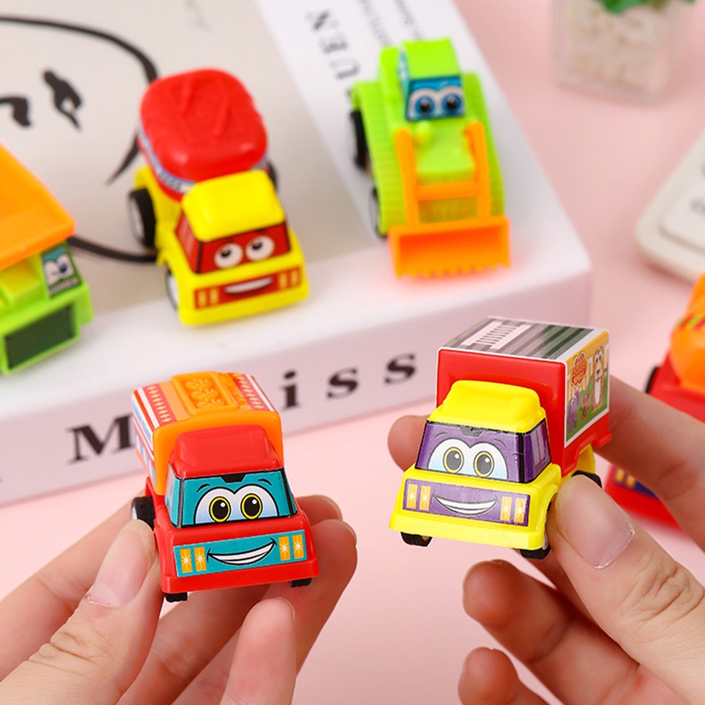 Xe Kéo Đồ Chơi Bằng Nhựa Họa Tiết Hoạt Hình Cho Bé 2-6 Tuổi YL141