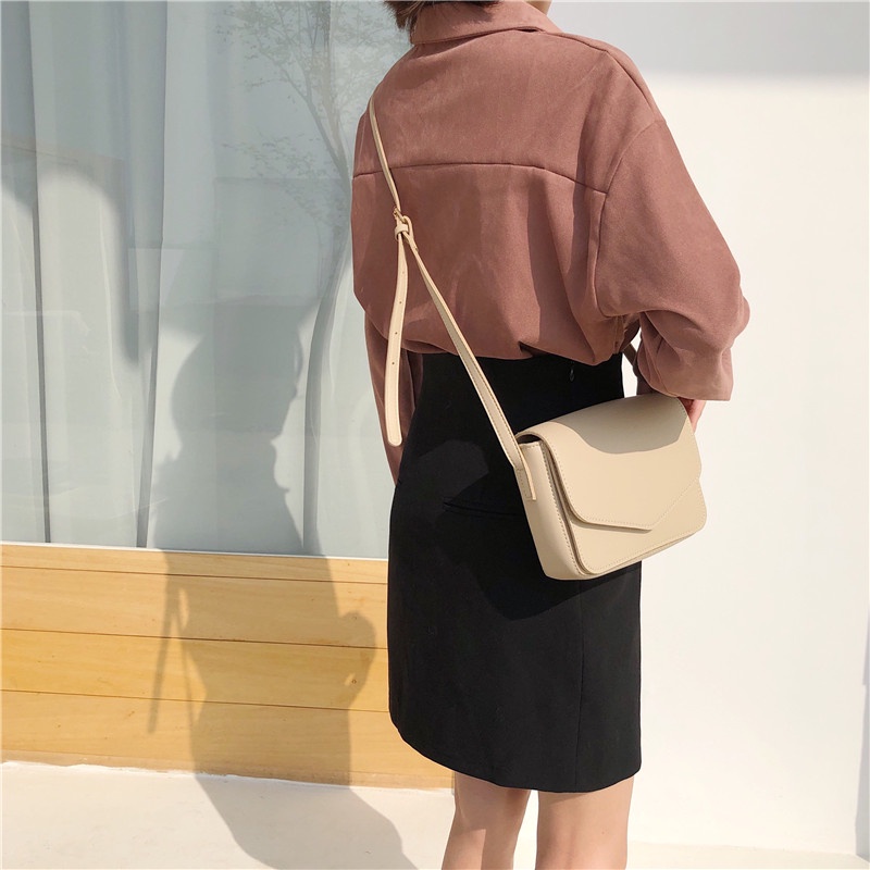 Túi Đeo Chéo Hình Vuông Nhỏ Đơn Giản Phong Cách Retro Hong Kong Cho Nữ