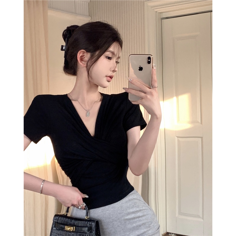 Áo Thun Tay Ngắn Cổ Chữ V Màu Sắc Đơn Giản Cho Nữ