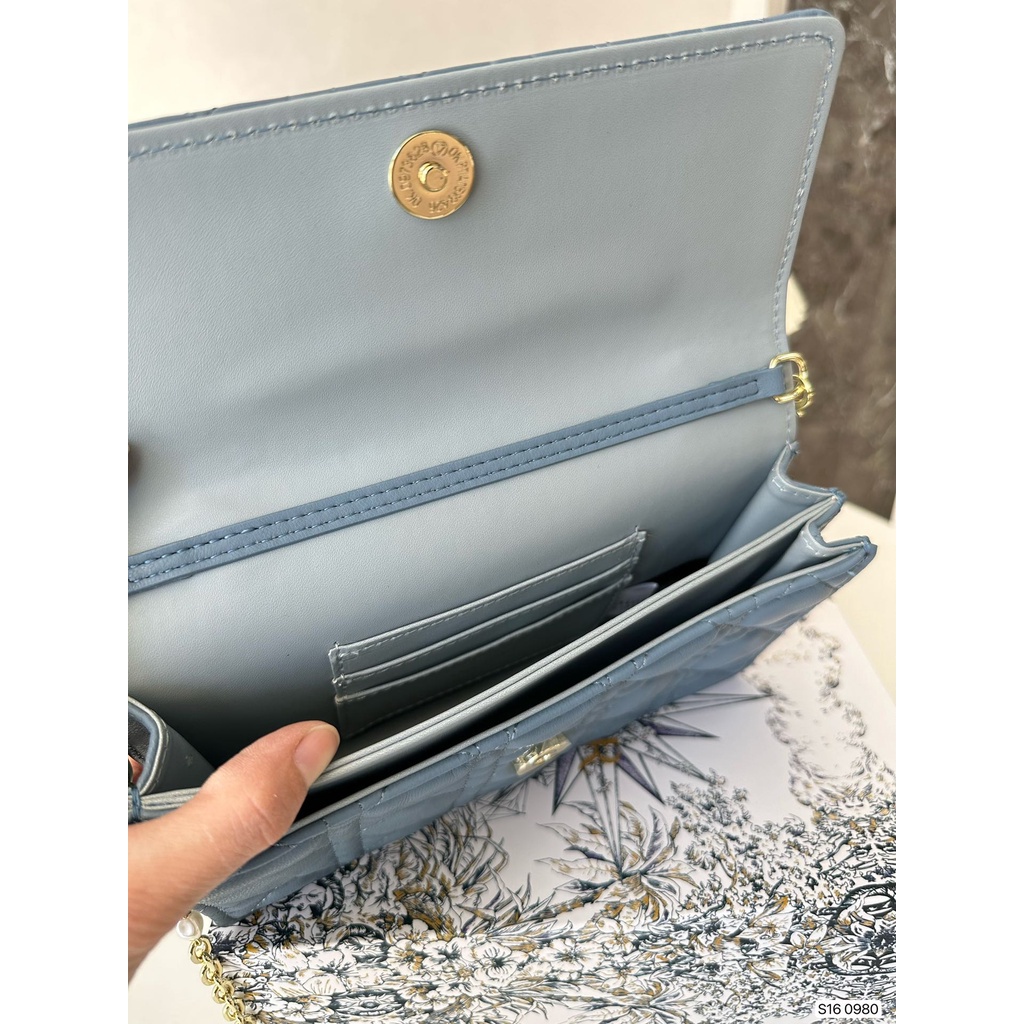 Túi Xách Da 8 Màu 21cm Tỉ Lệ 1: 1 Thời Trang Cho Nữ Dây Xích Linge