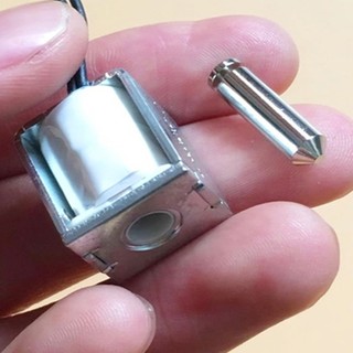 Dc 6-12v 5.6w loại hút solenoid mini khung loại van solenoid solenoid solenoid stroke 6mm cho khóa điện tử