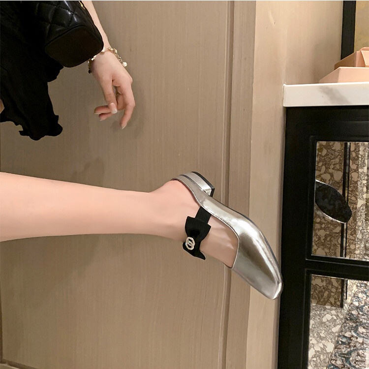 Dép Bít Mũi Đế Dày Đính Nơ Màu Bạc Thời Trang Mùa Hè Cao Cấp Cho Nữ