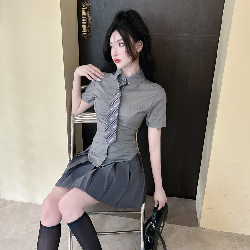 Áo Kiểu Xếp Ly Tay Ngắn Ôm Eo Màu Xám Quyến Rũ Dành Cho Nữ
