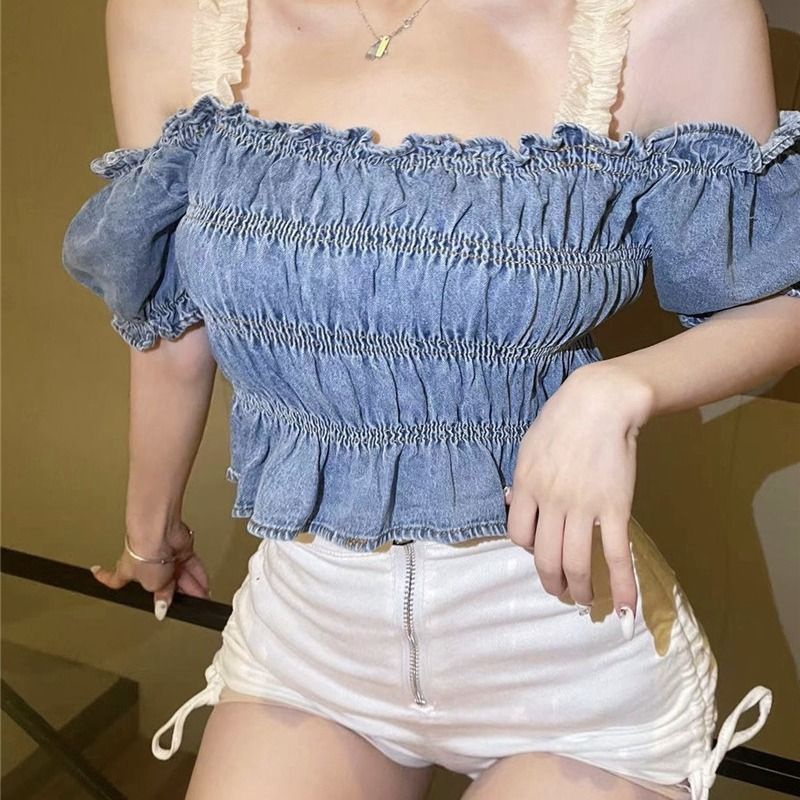 New pure sexy sweet cool denim shirt hot girls off shoulder washed denim shirt bubble sleeve pleated slimming sling top off collarbone collar base shirt