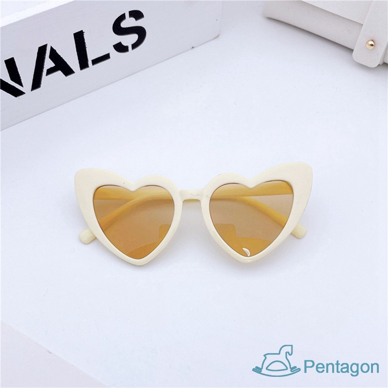Kính Mát Gọng Trái Tim Chống Tia Uv Thời Trang Cho Bé