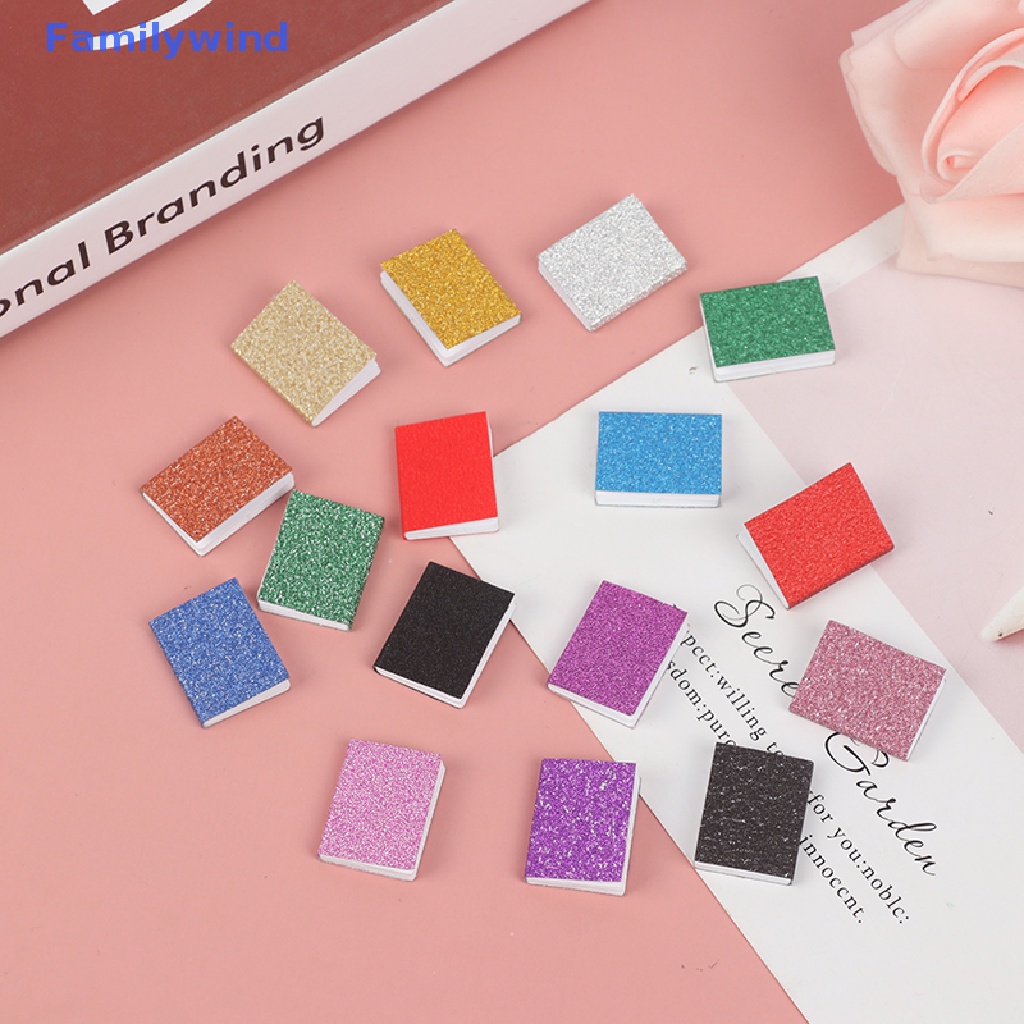 Set 4 Mô Hình Cuốn Sách 1 / 12 Dùng Để Trang Trí Nhà Búp Bê