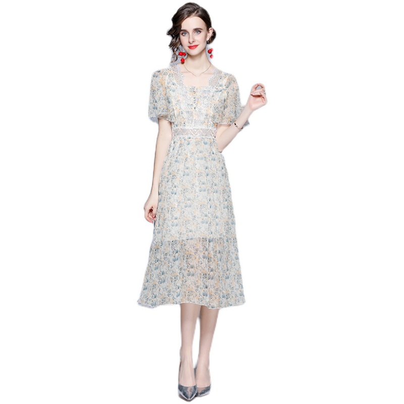 Đầm Chiffon Cổ Chữ V Phối Ren Đính Kim Sa Lấp Lánh Mẫu Mới 20233