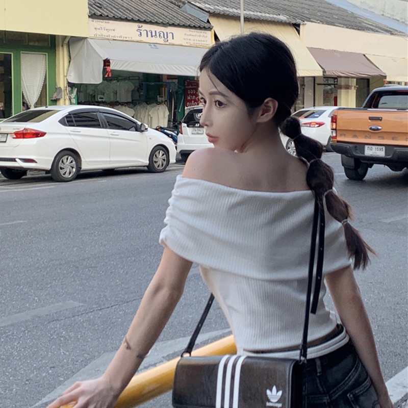 IELGY Áo sweater Dệt Kim Trễ Vai Tay Ngắn Màu Trắng Phong Cách Cổ Điển Thời Trang Cho Nữ