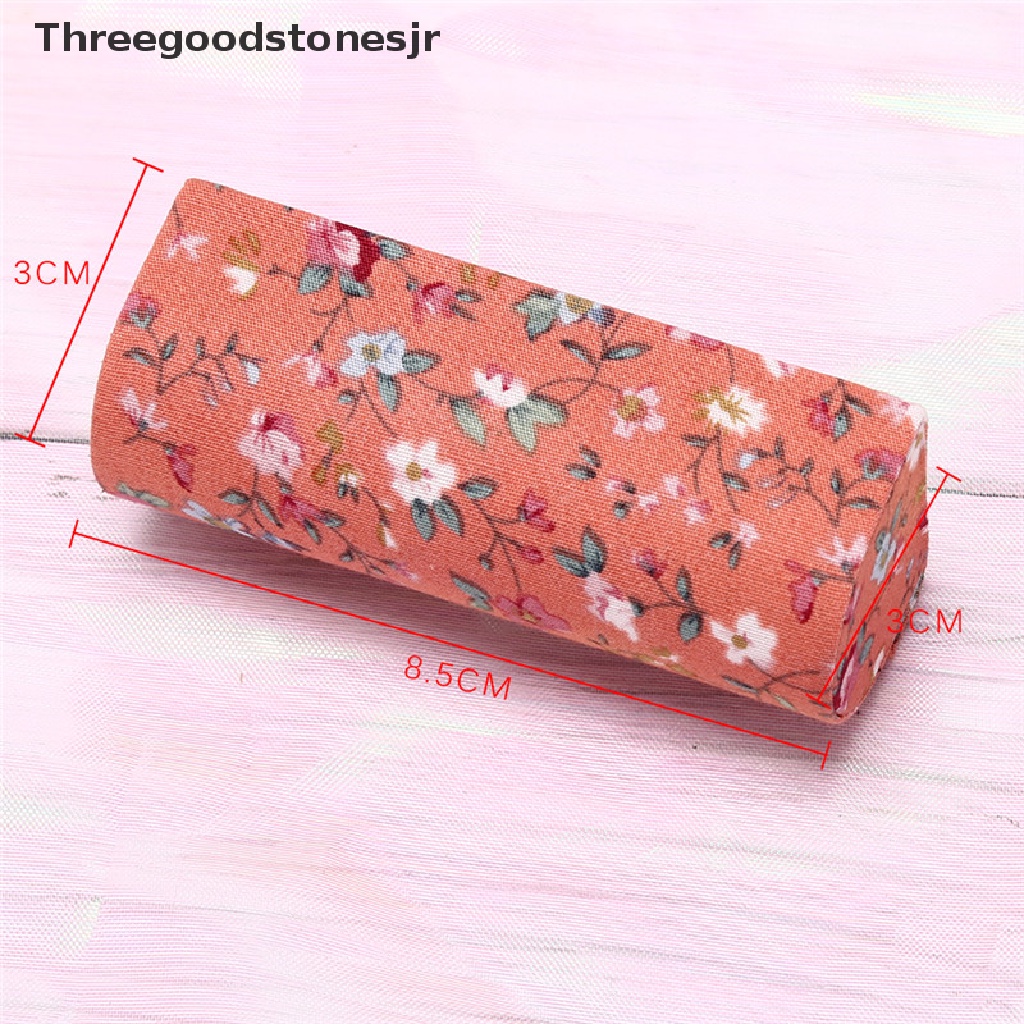 Hộp Đựng Son Môi TGS Họa Tiết Thêu Hoa Kèm Gương Tiện Dụng JR