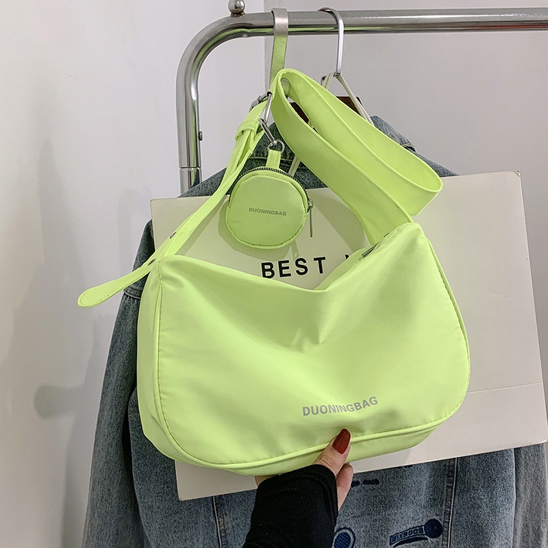 Túi Đeo Vai Mini Bằng Vải Nylon Màu Trơn Sức Chứa Lớn Thời Trang Mùa Xuân 2023 Dành Cho Bạn Nữ