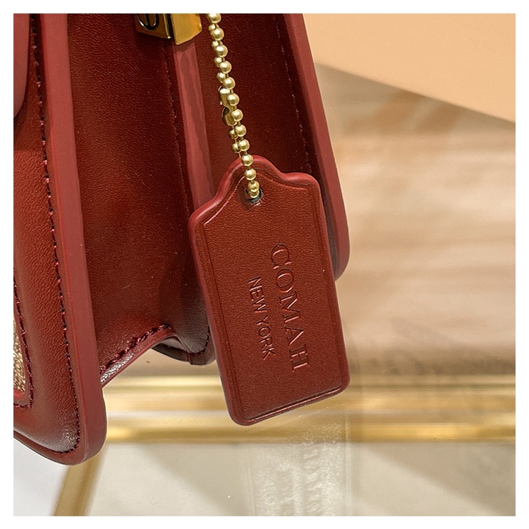 Túi Đeo Vai Famy Dáng Vuông Nhỏ Thời Trang 2023 Cho Nữ