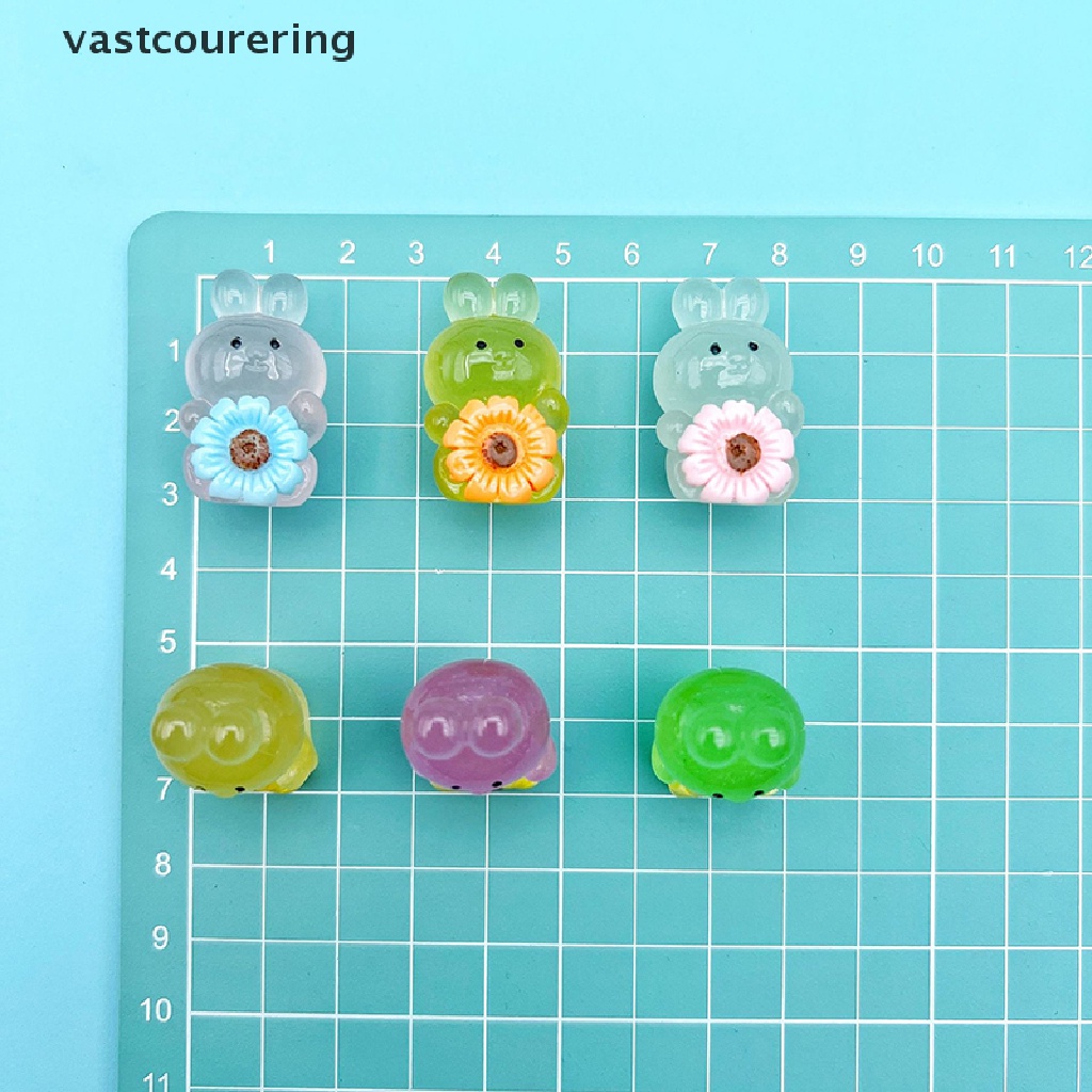 Bộ 2 Thỏ Bông Dạ Quang Dễ Thương Dùng Trang Trí