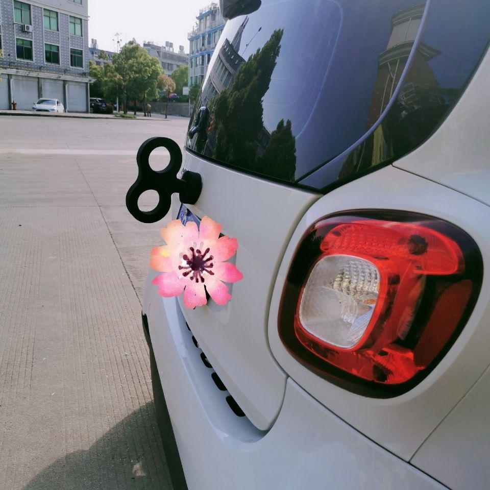 Mô Hình Xe Hơi Mini Lên Dây Cót Thiết Kế Dễ Thương