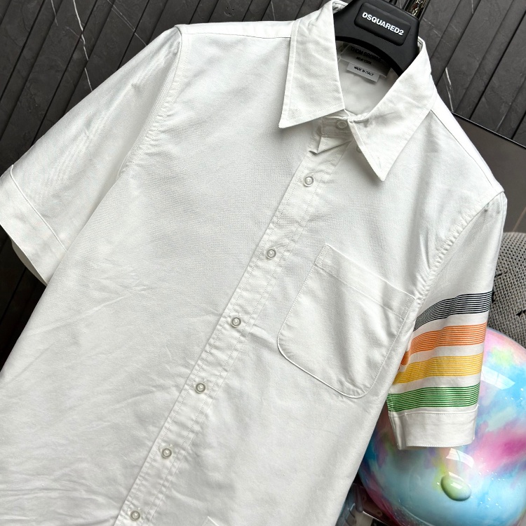Áo sơ mi cộc tay T H O M túi ngực phối 4 sọc 1 bên tay LA 1-1 on web size 0-3