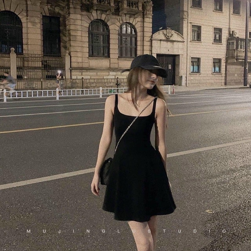 Đầm body 2 dây nữ dáng Sporty xòe năng động sexy