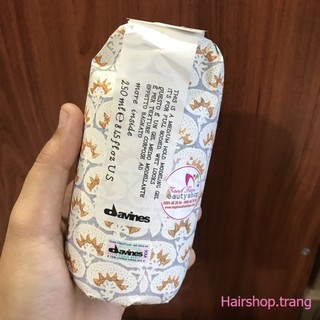 Gel Giữ Nép Trung Bình Davines Medium Hold Modeling Gel 250ml