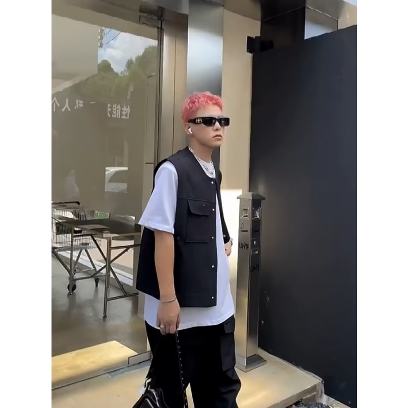 Áo Khoác Sát Nách Dáng Rộng Phối Túi Lớn Tùy Chỉnh Thời Trang Xuân Thu Cá Tính Cho Nam