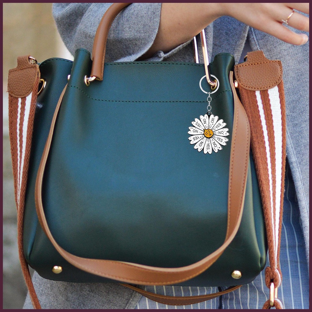 Móc Khóa Xoay Hình Cầu Vồng Đính Đá Thời Trang Cho Nam Và Nữ