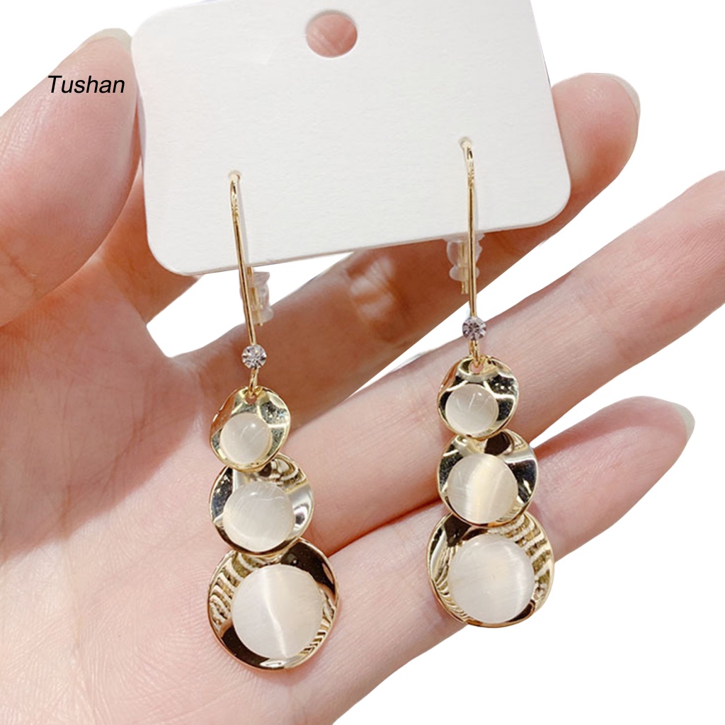 1 Cặp Bông Tai Hình Bướm Đính Đá Tua Rua Phong Cách Vintage