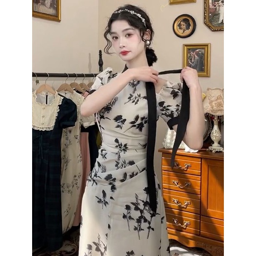 Đầm Xếp Ly Ôm Eo In Họa Tiết Hoa Hồng Trắng Đen Phong Cách Trung Hoa Cổ Điển