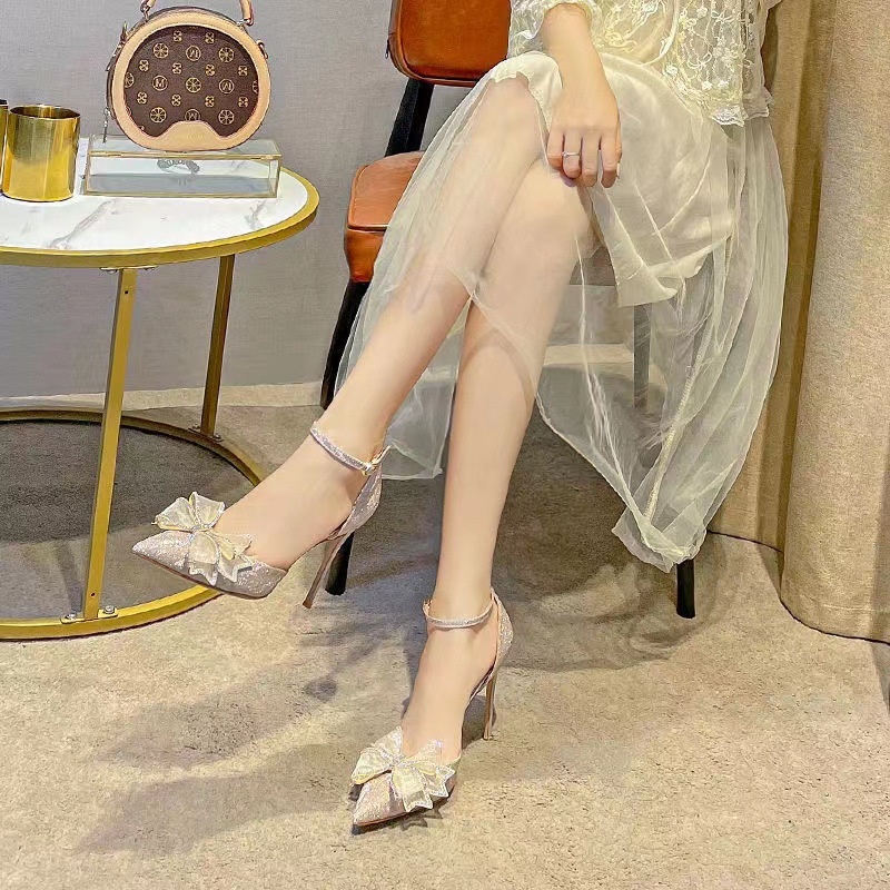 Giày Cao Gót Đính Pha Lê Màu Bạc Thời Trang Mới 2023