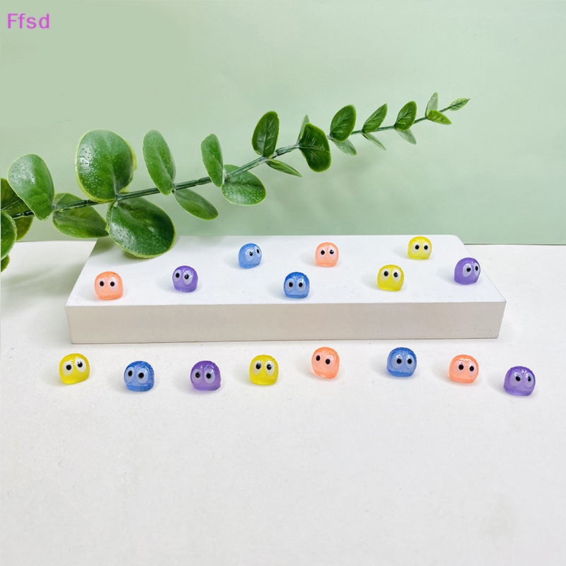 {Ffsd} Set 5 Bù Nhìn Dạ Quang Bằng Nhựa Resin Sáng Tạo Trang Trí Sân Vườn
