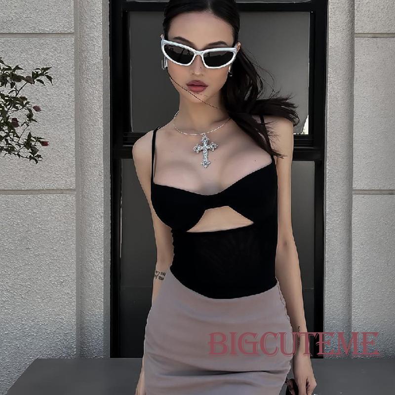 [] Áo Liền Quần Hai Dây Màu Trơn Khoét Lỗ Trước Cho Nữ Đen