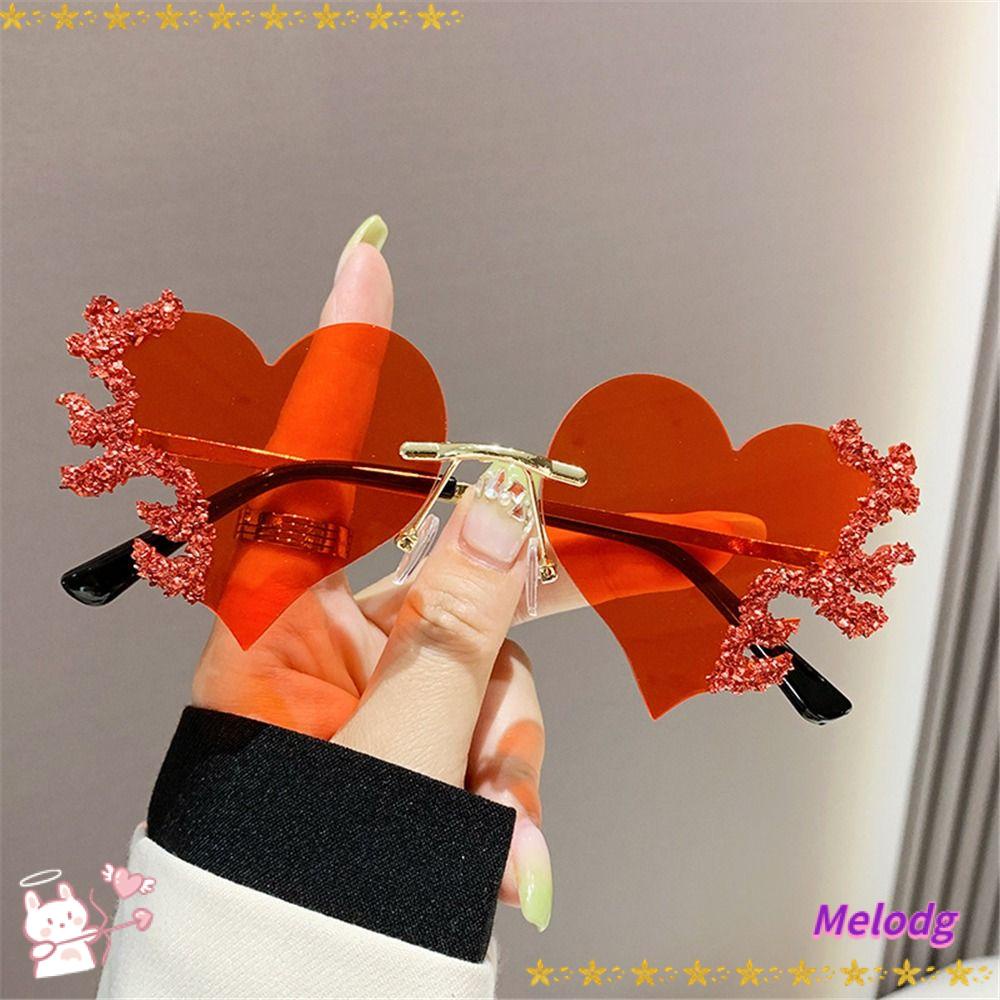 Kính Mát Hình Trái Tim Vui Nhộn Phong Cách Retro