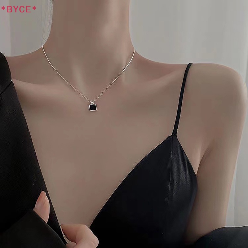 Vòng cổ Mạ Bạc Mặt Vuông Màu Đen Thời Trang Dự Tiệc Cho Nữ Mới