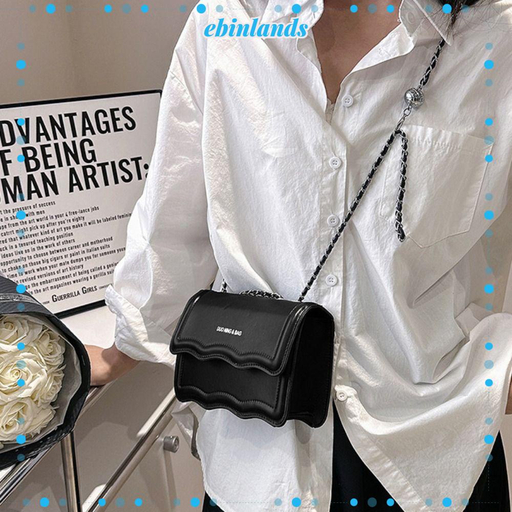 Túi Xách Đeo Vai Phối Dây Xích Hoạ Tiết Lượn Sóng Thời Trang Dành Cho Nữ