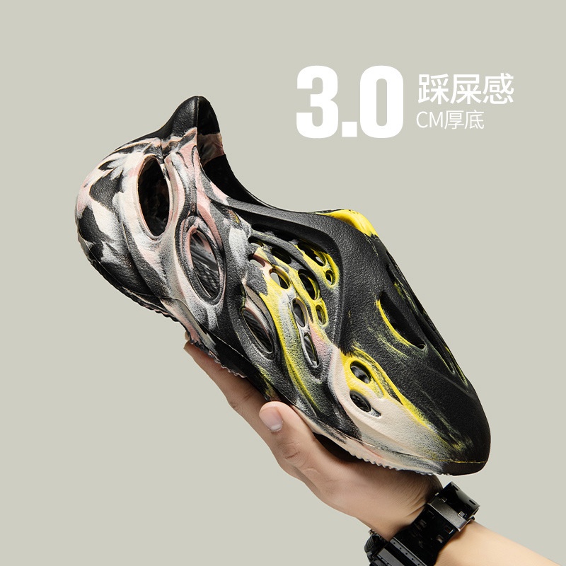 Giày Sandal Đục Lỗ Đế Mềm Size Lớn 47 Họa Tiết Rằn Ri Phong Cách Hàn Quốc Thời Trang Đi Biển Mùa Hè Cho Nam