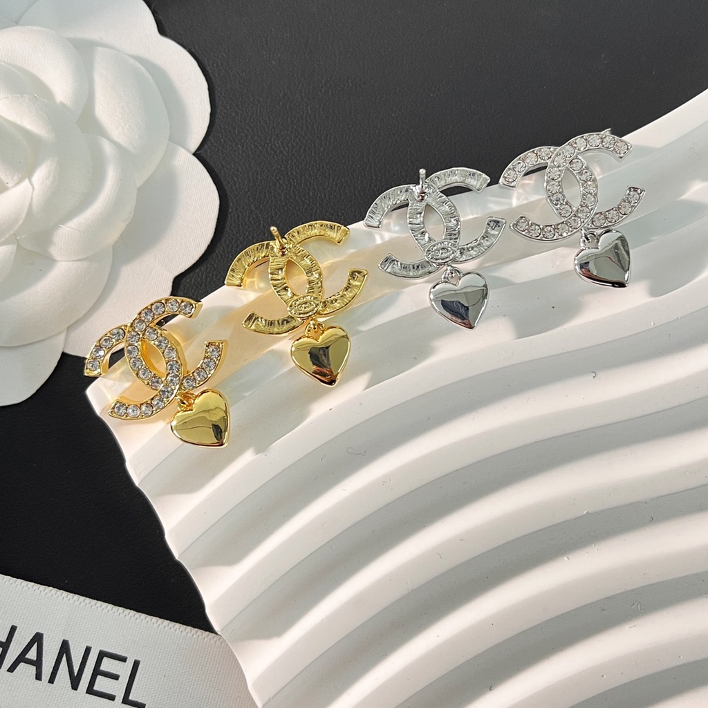 Bông Tai Bằng Thép Titan Chống Thấm Nước Không Gỉ In Logo Thời Trang Cho Nữ