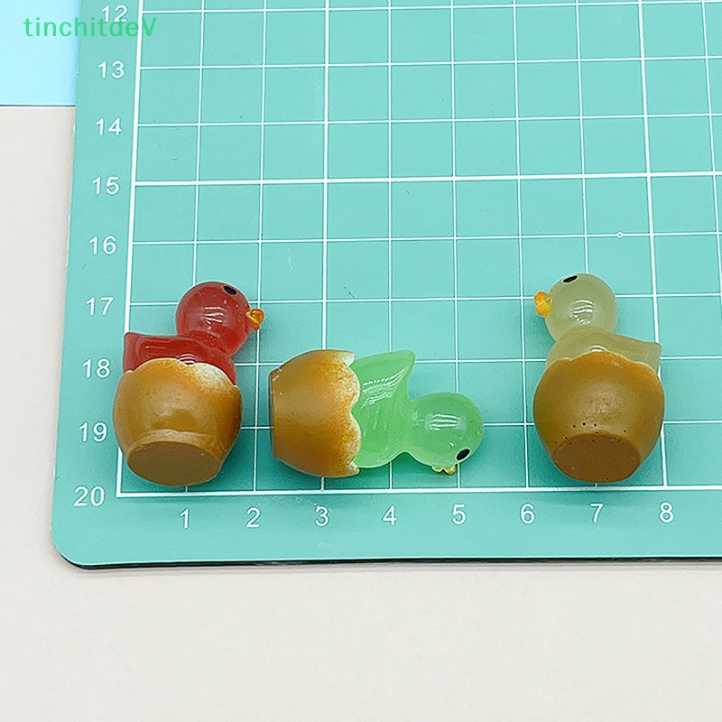 Bộ 2 Chú Vịt Mini Dạ Quang Dùng Trang Trí Tiểu Cảnh / Xe Hơi DIY