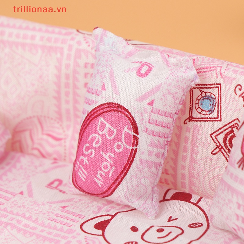 Bộ Ghế sofa Vải Họa Tiết Hoa Kèm 2 Phụ Kiện Cho Nhà Búp Bê