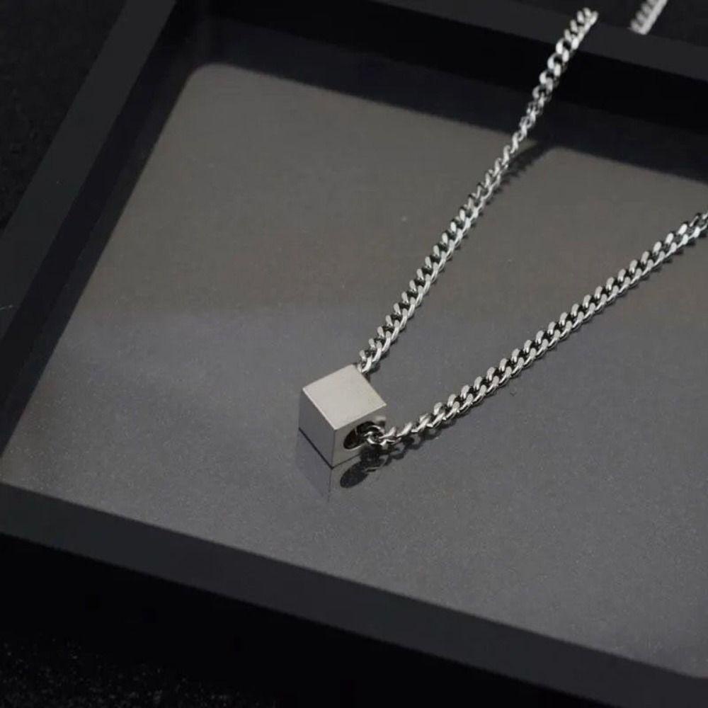 Mxfashionestore Vòng Cổ choker Bằng Thép Titan Mặt Khối Lập Phương Hình Vuông Phong Cách Đường Phố Hàn Quốc Thời Trang Cho Nam