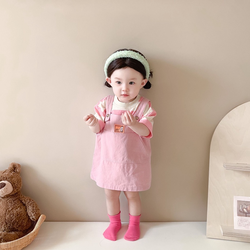 Set Áo Thun Ngắn Tay Kẻ Sọc + Đầm Yếm Dễ Thương Cho Bé Gái