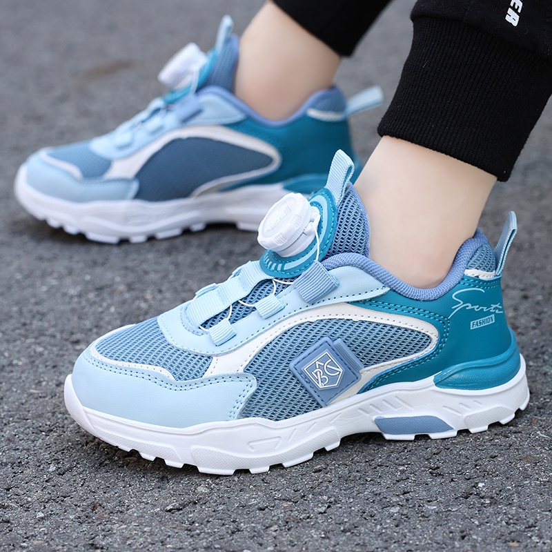 New boys sneakers mesh thoáng khí trẻ em ngoài trời giày thể thao thời trang nút xoay trẻ em giày đi bộ nhẹ
