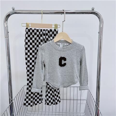 Áo Thun cotton Tay Dài Dáng Ôm Thêu Chữ Thời Trang Xuân Thu Cho Bé Gái