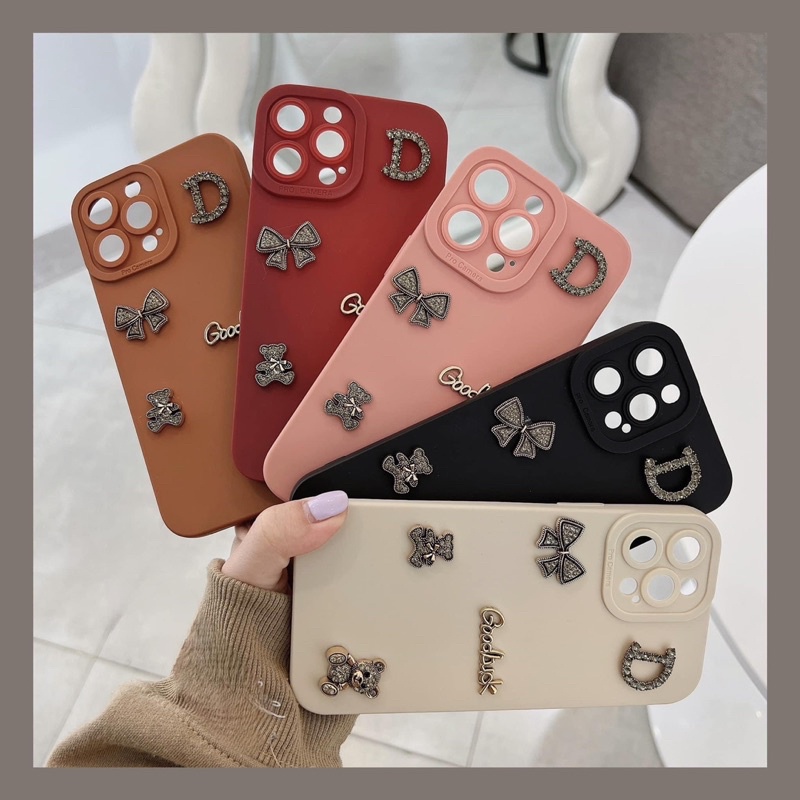Ốp Lưng Pro Cam CHỐNG BẨN - CẠNH VUÔNG Gắn Charm D kim loại