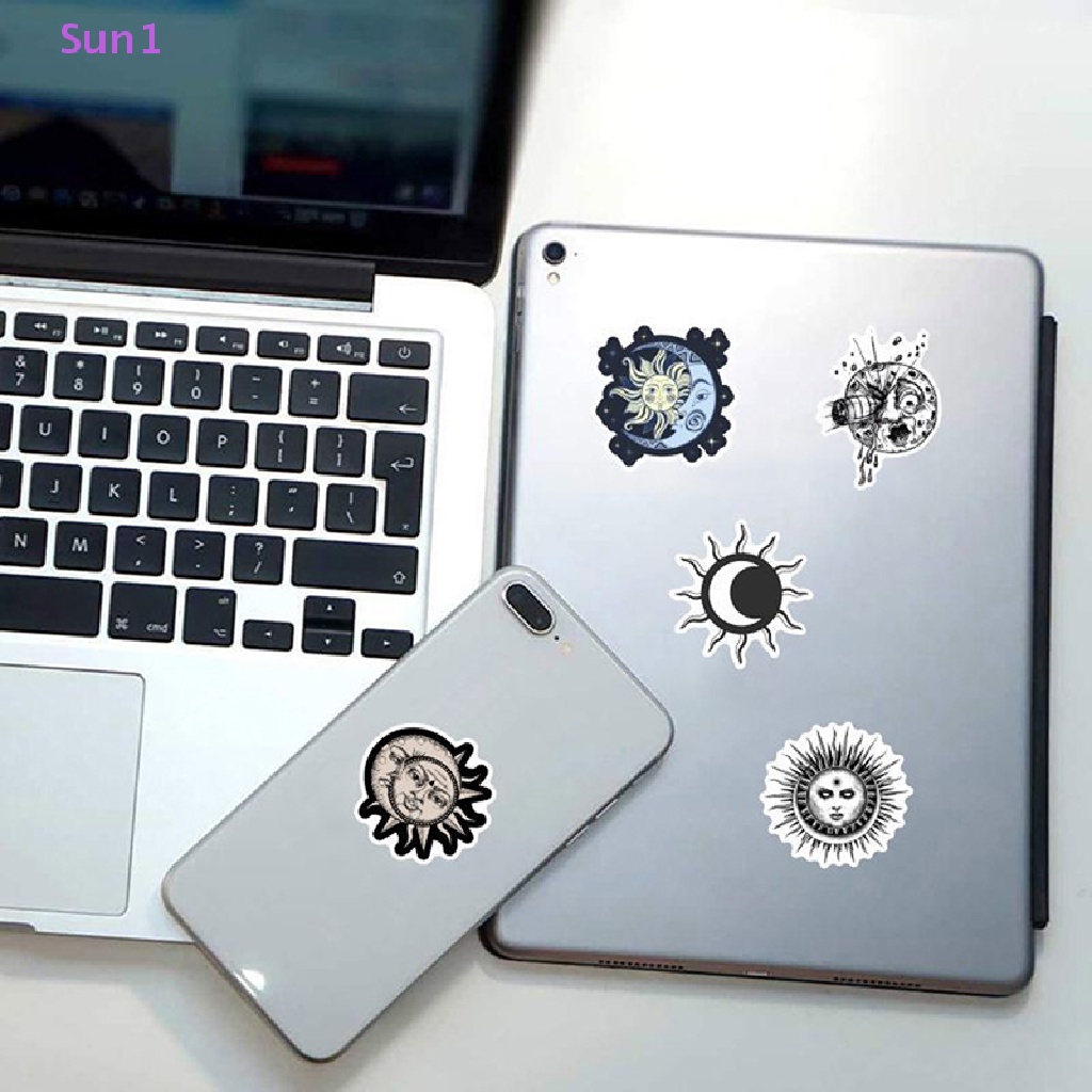 Set 50 Miếng Dán Hoạt Hình Graffiti Độc Đáo Cho Bé