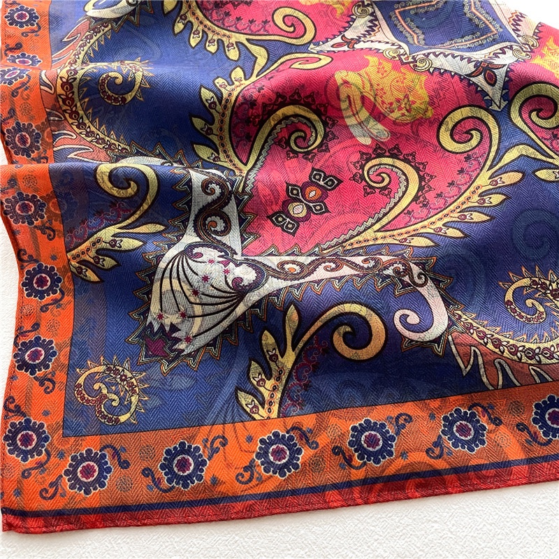 Khăn Choàng Cổ Hình Vuông Bằng Vải Nhung Mỏng In Họa Tiết Động Vật Cá Tính Thời Trang Xuân Hè Mới