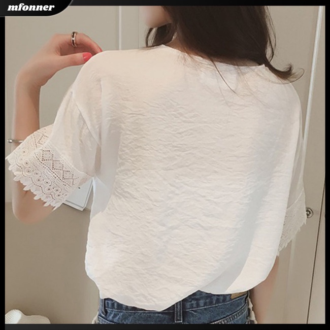 Áo Thun Nữ Cổ Chữ V Phối Ren Lỗ Đơn Giản Dễ Phối Đồ