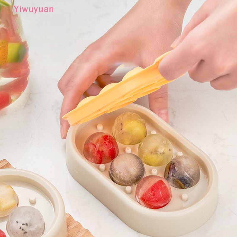 Khuôn Làm Đá Bi Tròn 3D Mới