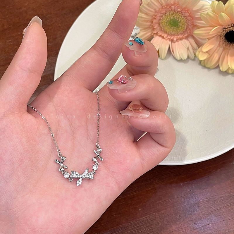 Vòng Tay Bạc Đính Đá Zircon Thời Trang Sang Trọng Cho Nữ