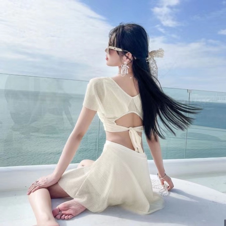 Bộ Đồ Bơi Hai Mảnh Phong Cách Hàn Quốc Dễ Thương Cho Nữ