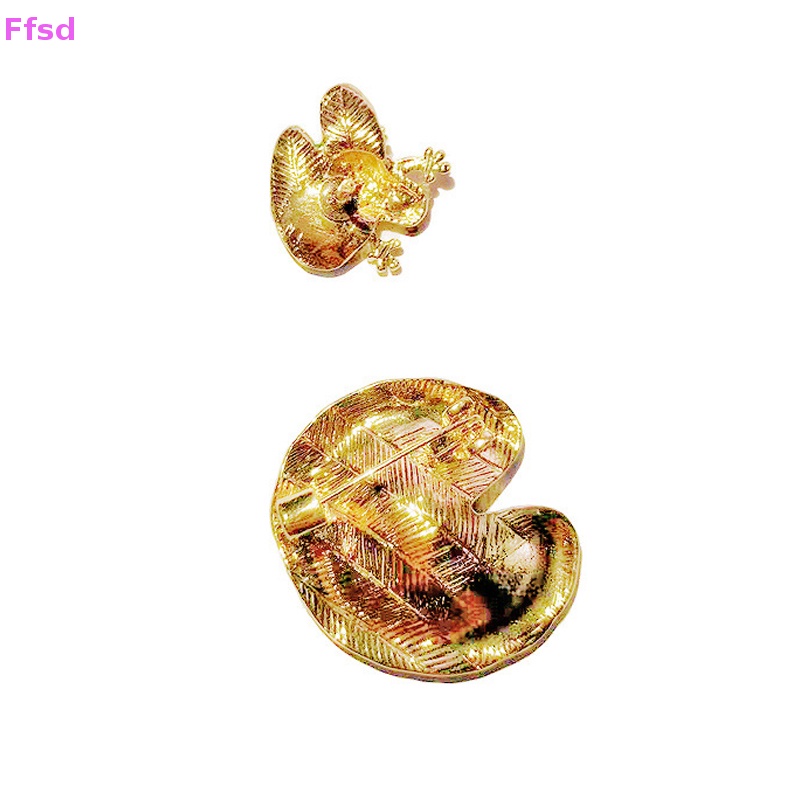 {Ffsd} Bộ 2 Ghim Cài Áo Hình Lá Sen / Ếch Đính Đá Thời Trang Dự Tiệc Cho Nữ
