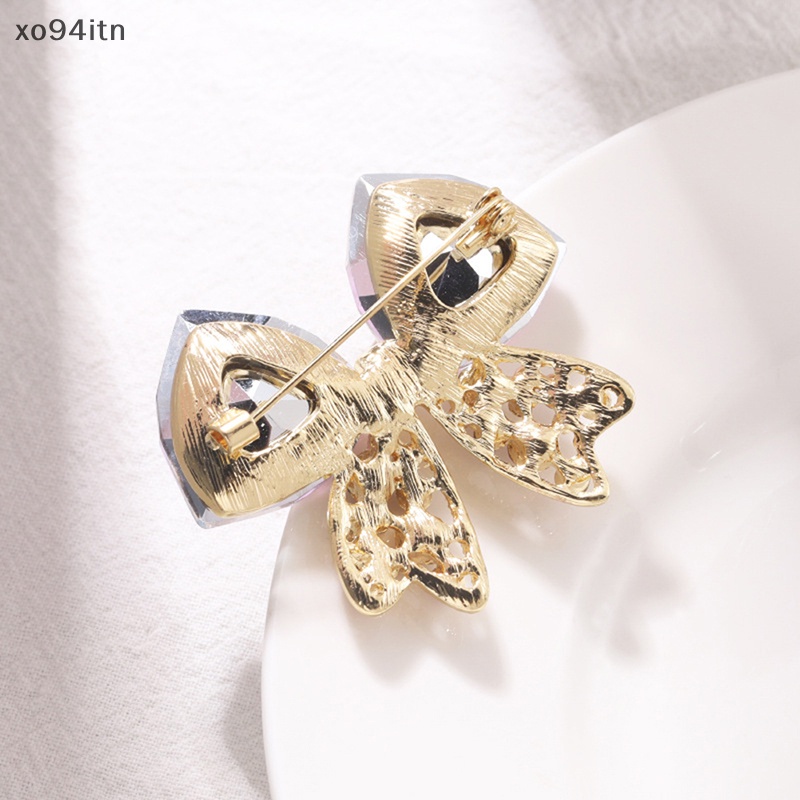 Cài Áo Hình Nơ Đính Đá Lấp Lánh Thời Trang