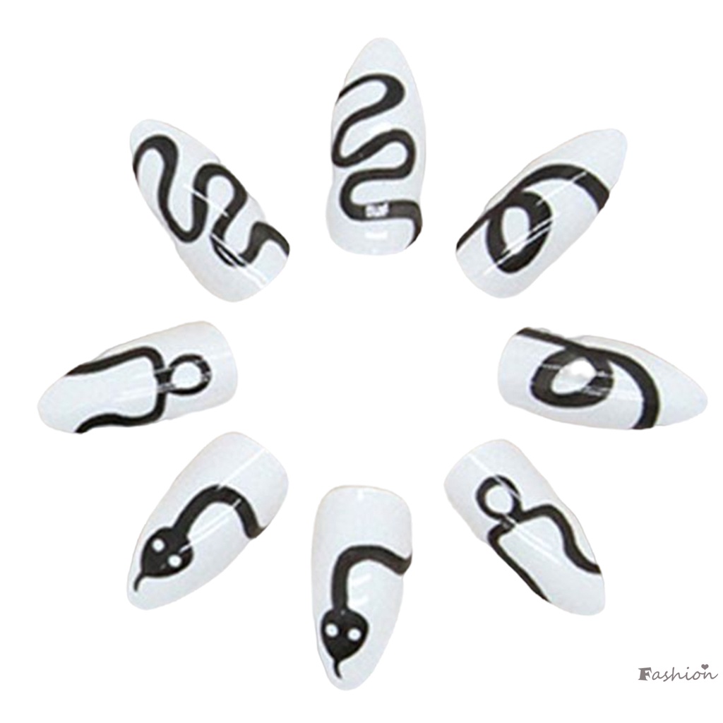 Móng Tay Giả Họa Tiết Da Rắn Sành Điệu