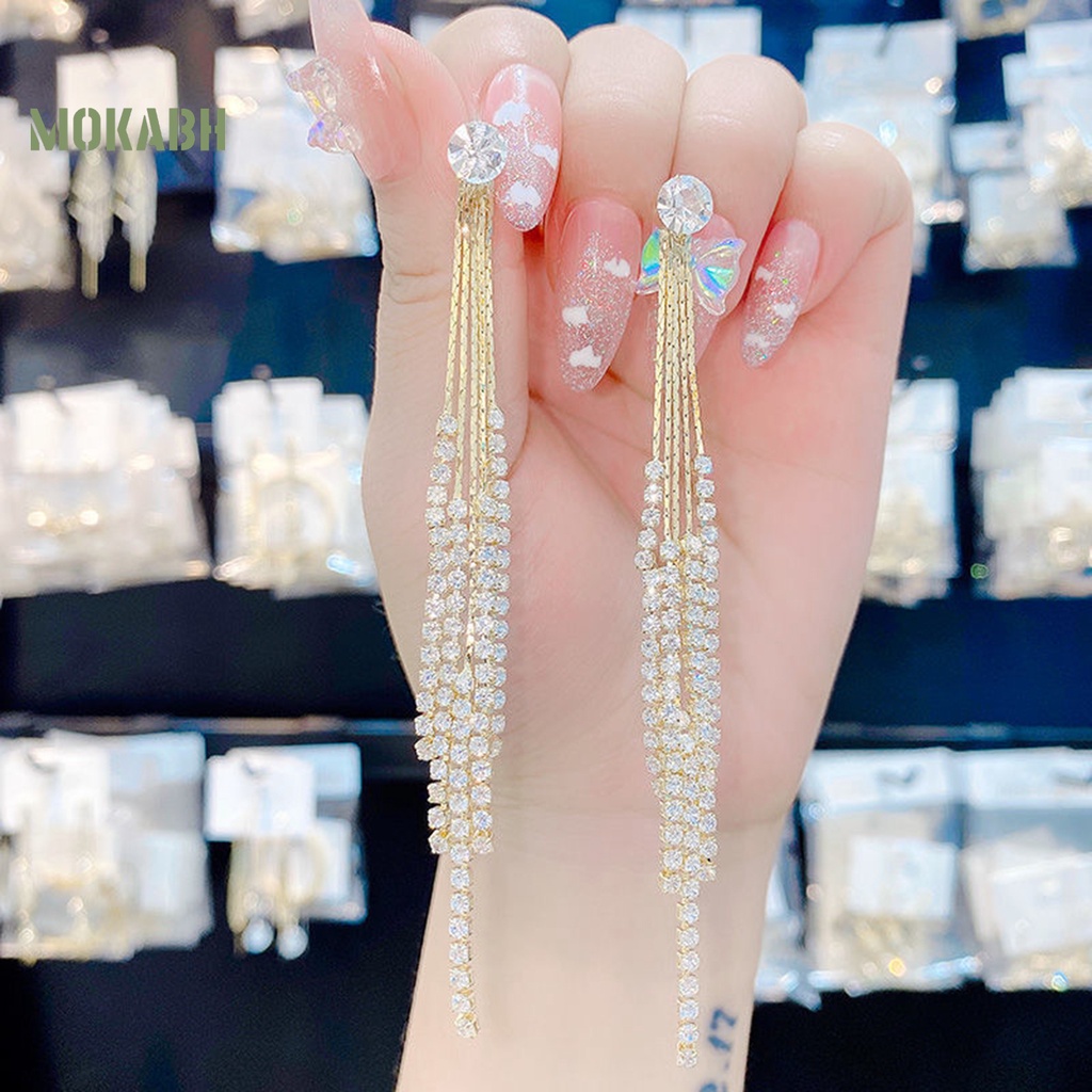 1 Đôi Bông Tai Tua Rua Dát Đá Sang Trọng