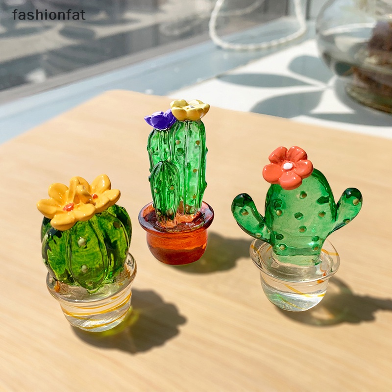 Set 4 Đồ trang trí Cây Xương Rồng Mini Bằng Nhựa Resin Thủ Công Trang Trí Xe Hơi